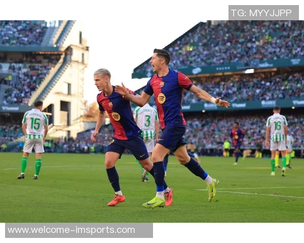 老友重聚感人瞬间佩尼亚福特赛后与巴萨昔日队友深情拥抱