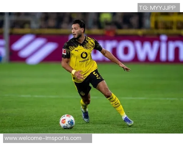 阿尔及利亚国家队公布新名单马赫雷斯本塞拜尼领衔齐达内之子卢卡入选