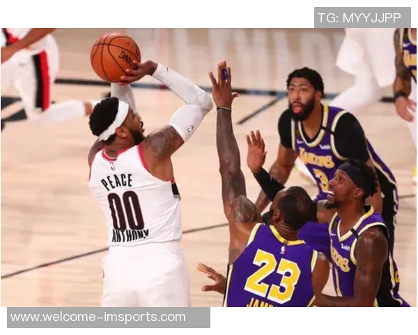 谢尔曼三分球表现出色心态积极愿为球队胜利付出一切努力 谢尔曼三分球表现出色心态积极愿为球队胜利付出一切努力