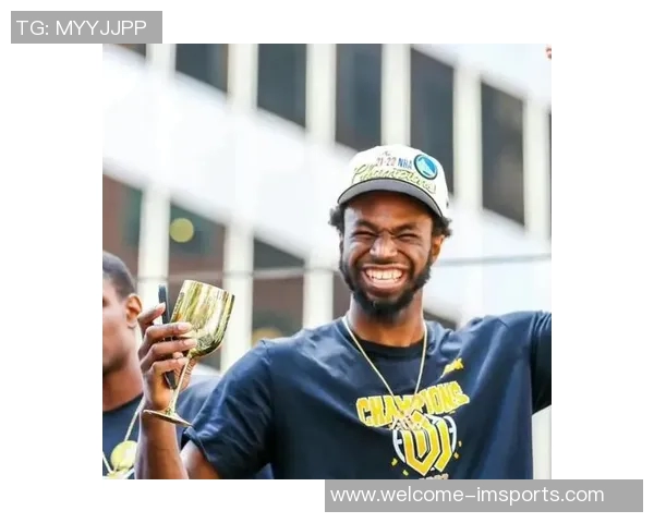 维金斯半场表现出色9投6中斩获15分4篮板3助攻正负值高达14 维金斯半场表现出色9投6中斩获15分4篮板3助攻正负值高达14