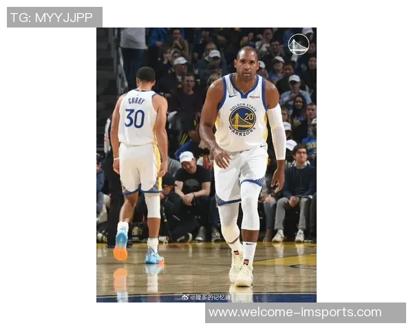 库里赞霍福德篮球智商高经验丰富能灵活适应阵容提升球队化学反应