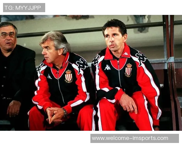 尼斯足球俱乐部宣布主教练海斯离任新帅克劳德普埃尔接任至赛季结束