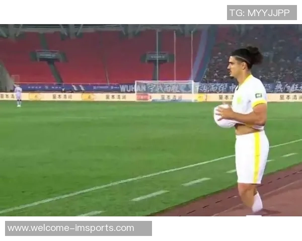 三镇控球率低迷国安射门效率高半场数据揭示比赛走势